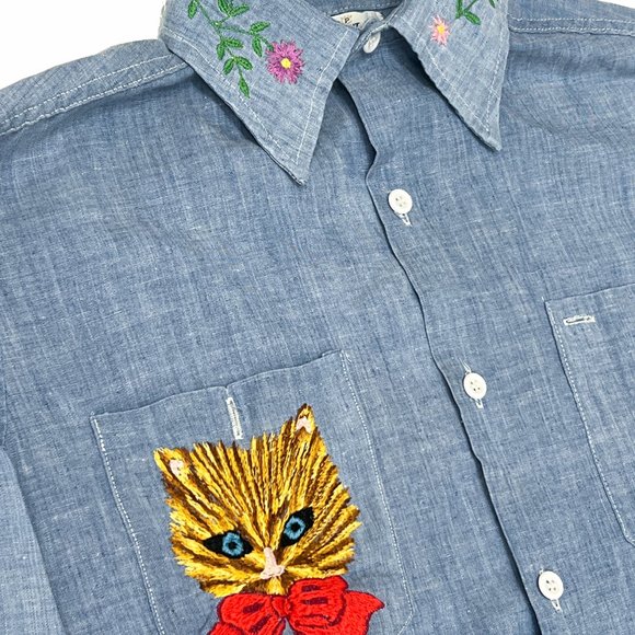 Vintage 1970s Chambray Button Down Shirt | Embroidered Floral + Cats Women's M/L - Picture 6 of 13